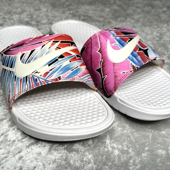 Nike Benassi Floral Print Slides Sandals Size 9 - Picture 2 of 9